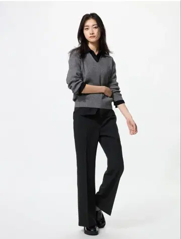 [ 미사용 새상품 ] UNIQLO 스마트 플레어 팬츠 긴 길이 블랙 M