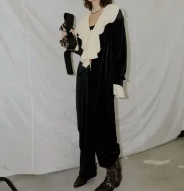 yae 야에 올인원 벨로아 소재 블랙 36 새상품급