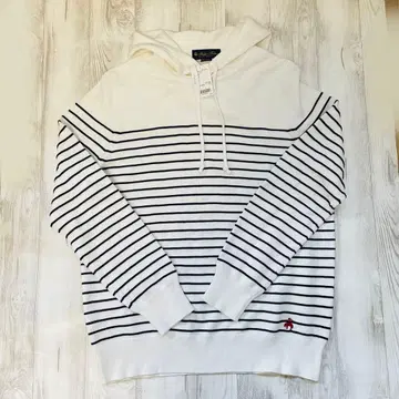 브룩스 브라더스 니트 후드 부착 보더