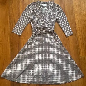 최근 모델 kayme 모카셰퍼드 체크 카슈쿨 원피스