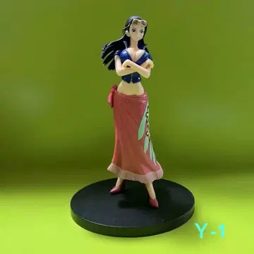 원피스 로빈 피규어