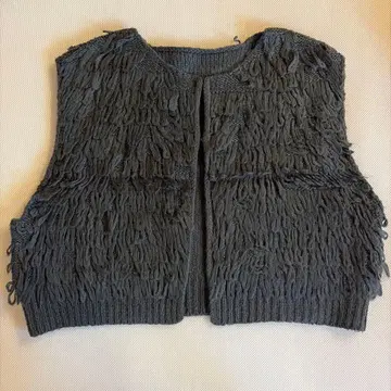 이번 시즌 인기 프린지 디자인 니트 베스트 다크 그레이