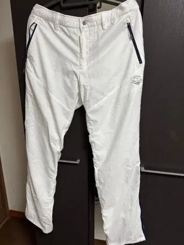 캘러웨이 화이트 팬츠 지퍼 포켓 부착