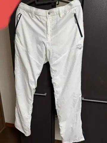 캘러웨이 화이트 팬츠 지퍼 포켓 부착
