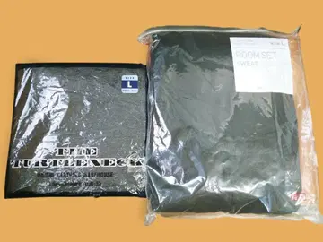 미사용 유니클로 스웨트 ROOM SET 터틀넥 셔츠 UNIQLO