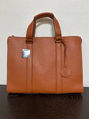 미사용 새상품 소메스 라이트 브라운 가죽 비즈니스 백 남녀 공용