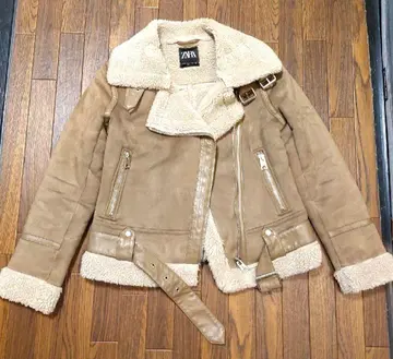새상품급 ZARA 베이지 무스탕 자켓 XS 라이더 보아