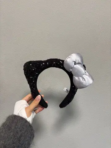USJ 키티 머리띠 스팽글 블랙