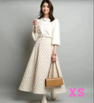 저스길리티 퀼팅 스커트 도트 화이트 플레어 XS