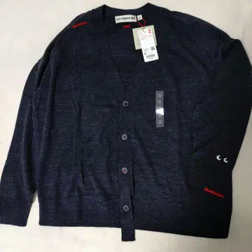 유니클로 아냐 오버 사이즈 v넥 가디건