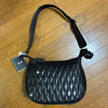 [ 새상품 미사용 ] Schott 블랙 숄더백 바나나백