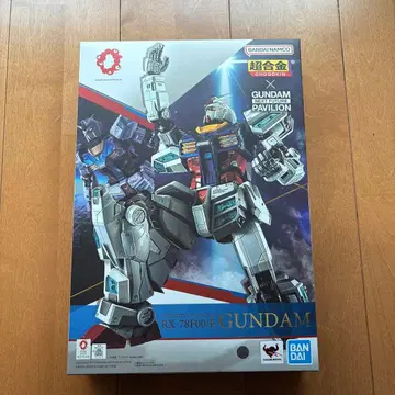 BANDAI RX-78F00/E GUNDAM 1/144