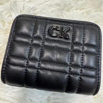 [ 새상품급 ] Calvin Klein 퀼팅 지갑 가죽 (블랙)