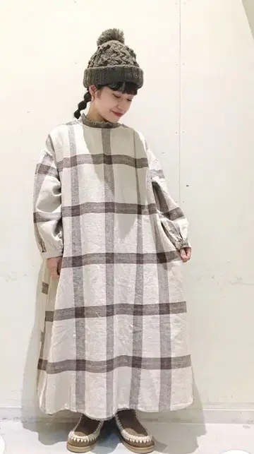 사만사 모스모스 린넨 혼방 전후 착용 체크 원피스