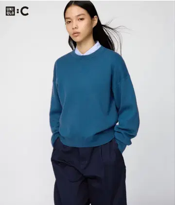 새상품 유니클로 스무스 코튼 크루넥 스웨터 블루