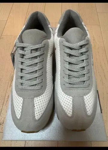 뱅크시 SANGACIO 스니커즈 뉴 26사이즈 26.5사이즈