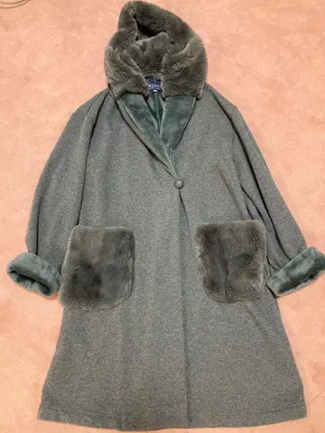 거의 미사용 엠즈 그레이시 코트 38