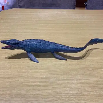 모사사우루스 피규어