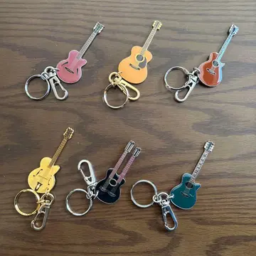 THE ALFEE 사카자키 씨 기타 모양 키링 6개 세트