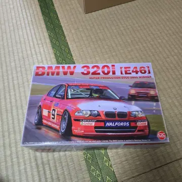 BMW 320i IE461 1/24 프라모델