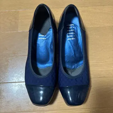 새상품급 fitfit 핏fit핏핏! 플랫슈즈 네이비