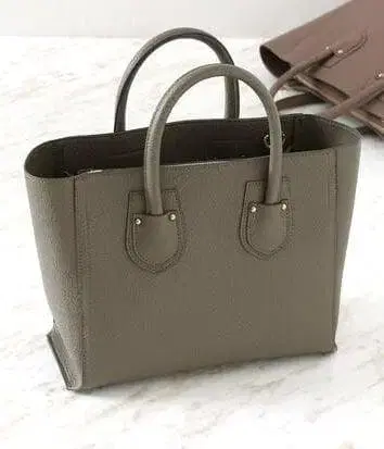 [새상품] B.C STOCK 쓰리 레이어 백 카키 경량