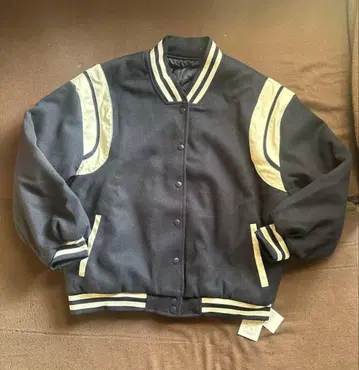 네이비 배색 라인 바시티 자켓 여성용 미사용 새상품