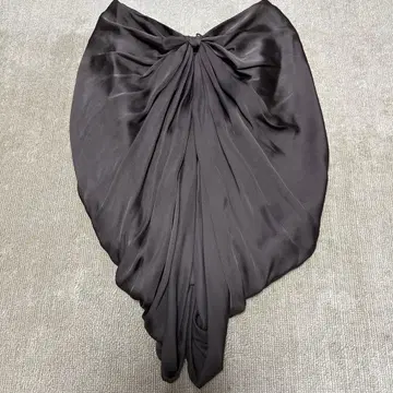 미사용 H&M 드레이프 타이트 스커트 브라운 34