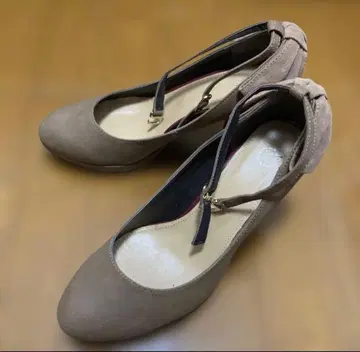 새상품 grove 백리본 펌프스 브라운 사이즈 40