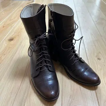 다크 브라운 가죽 프린지 부츠