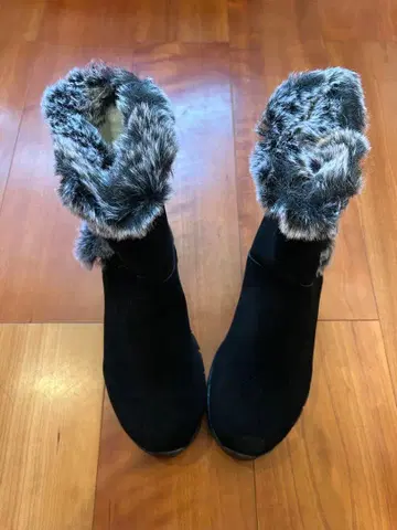 블랙스 에이드 어그 부츠