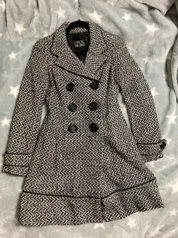 세실 맥비 트위드풍 코트