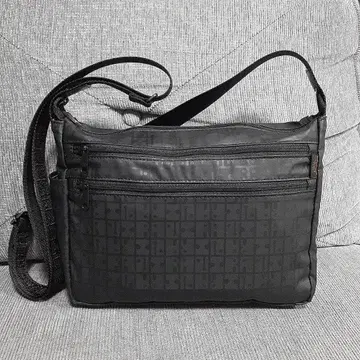 YAMATOYA 야마토야 숄더백 Rovi 라비라비