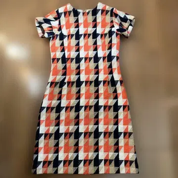 mina triangle 반팔 무릎 기장 원피스 [레어]