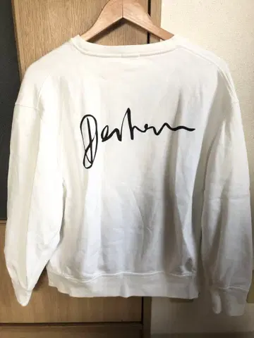 DENHAM 덴함 맨투맨 화이트