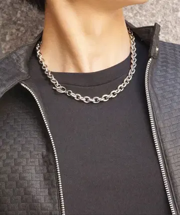 실버 체인 목걸이