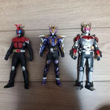 가면라이더 피규어 3체 세트