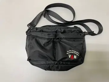VAN 숄더백