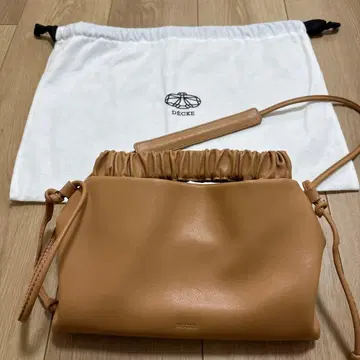 덱케 DECKE 플로우백 FLOW 백 숄더백