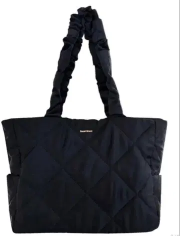 Rosemuse(로제뮤즈) 새틴 퀼팅 토트백 빅