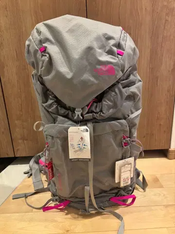 The North Face NMW61406 BANCHEE 35 백팩