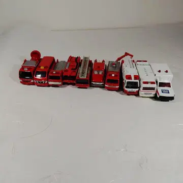 [ 메루카리 초한정판 ] 토미카 구급차 소방차 세트