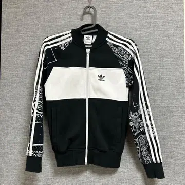 adidas 페이즐리 무늬(반다나 패턴) 집업 자켓