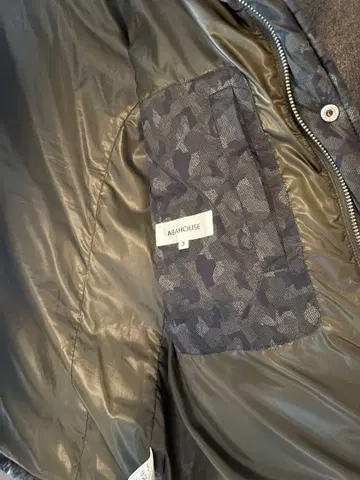 ARAHOUSE 카모 패턴 블랙 다운 자켓 M