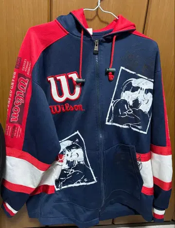 말벌 후드티 wilson