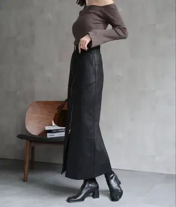 블랙 타이트 스커트 합성 피혁