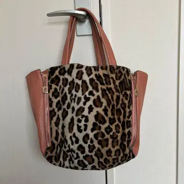 레오파드 무늬 백