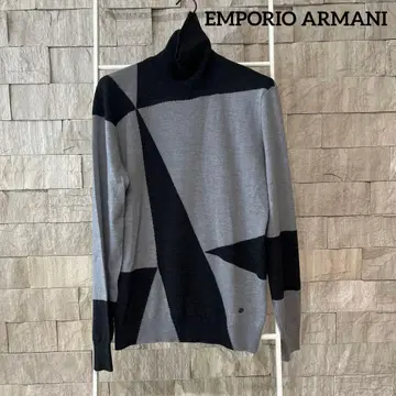 엠포리오 아르마니 기하학 패턴 터틀넥 스웨터 그레이/블랙