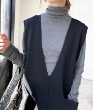 택 포함 새상품 Spick and Span 하이넥 풀오버 그레이