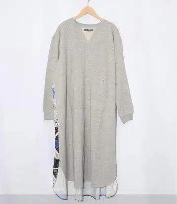 [ 이즈 ] 패치워크풍 이종 소재 원피스